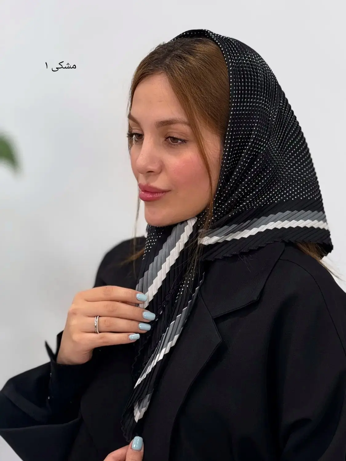 مینی اسکارف ساتن ابریشم طناز 1